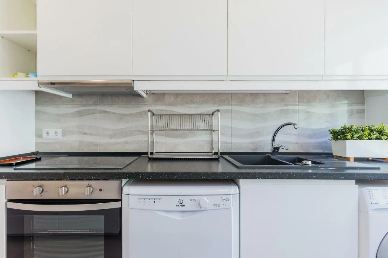 Santa Isabel Quiet And Charming Apartment Lisbon 0*,